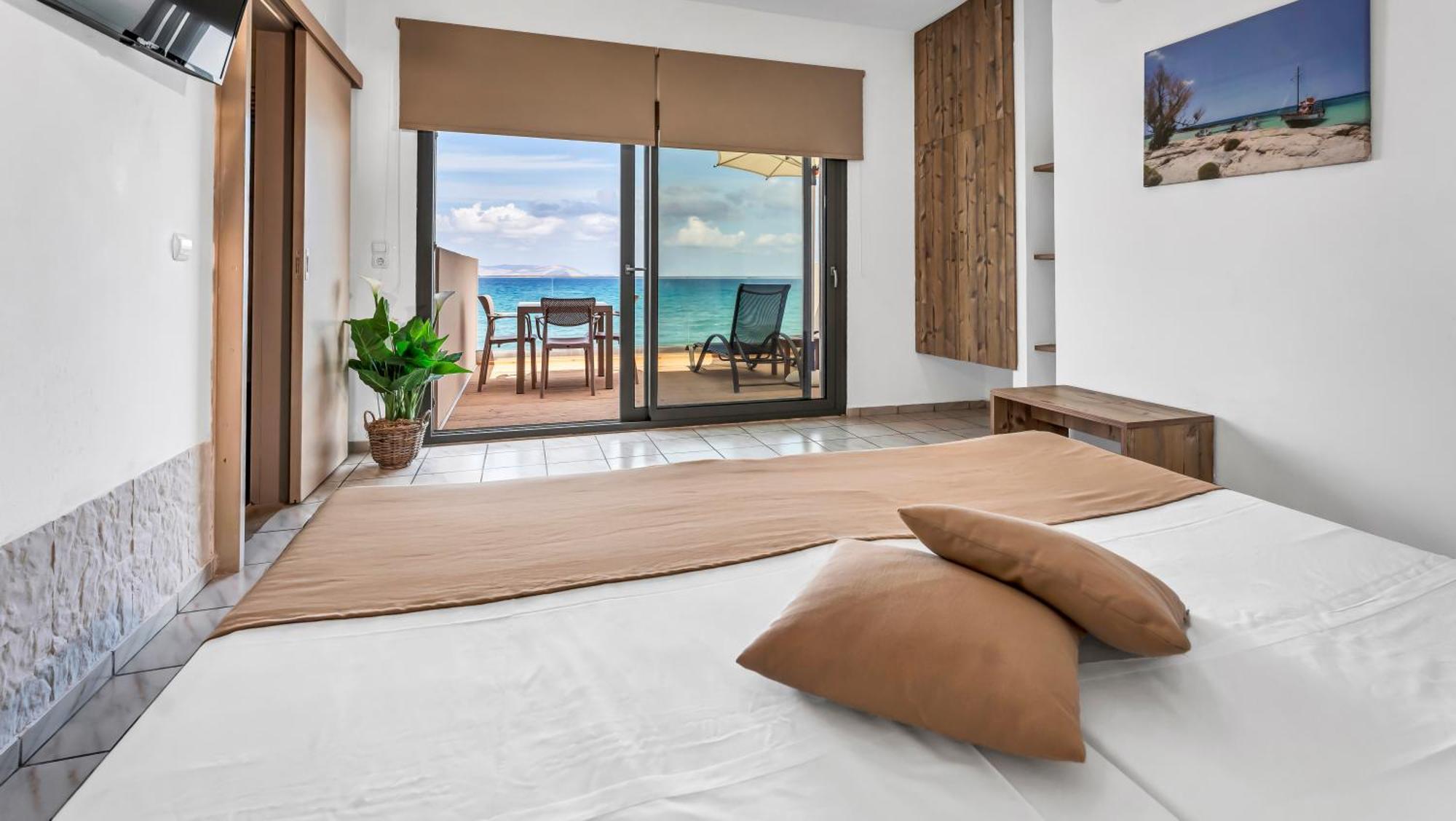 Almare Beach Kokkini Hani 外观 照片